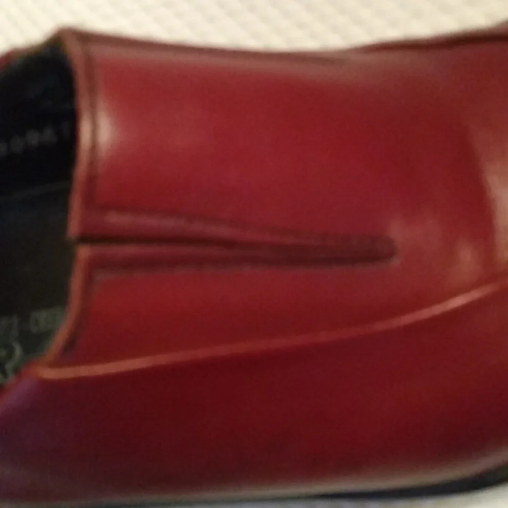 Mephisto Red Leather Slip-On Shoes 7.5 - Picture 6 of 8